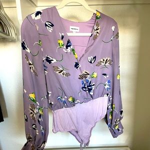 Revolve - Purple floral bodysuit
